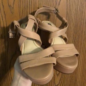 Alex Marie Beige Wedges Size 7.5